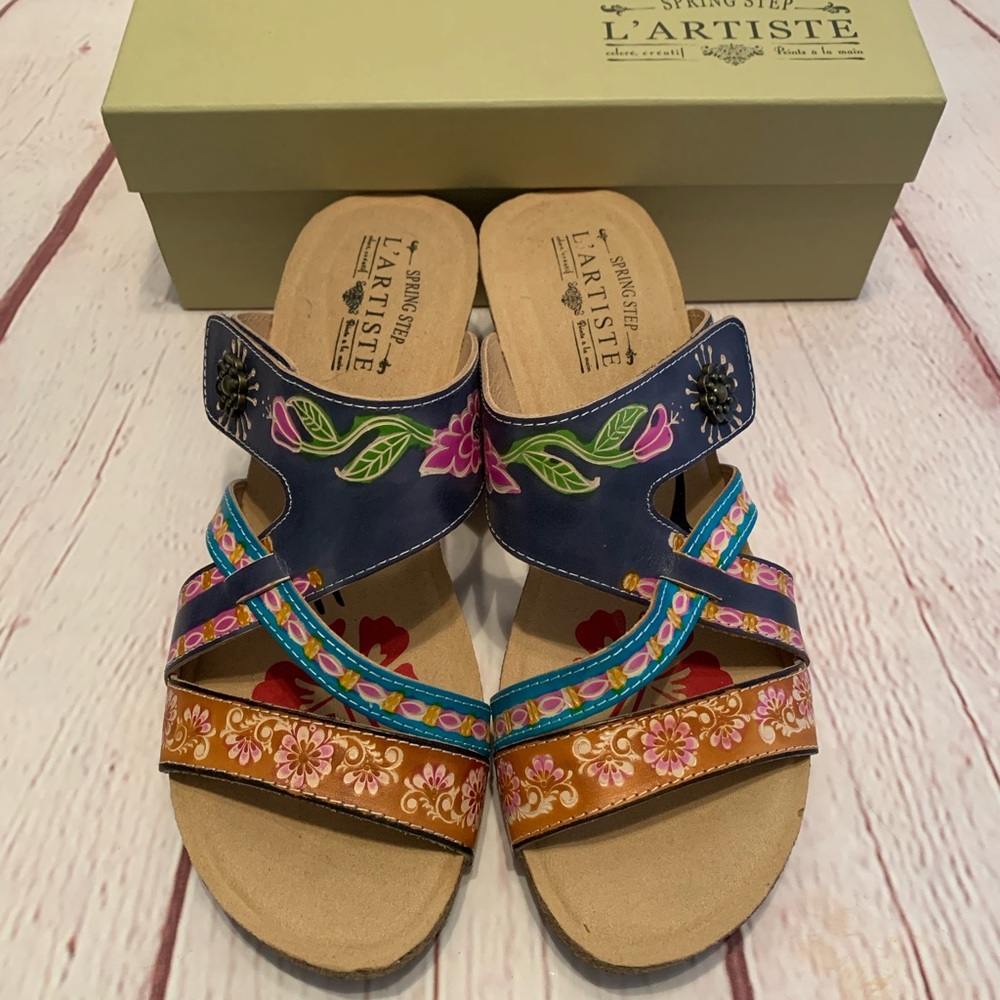 L’Artiste Swan wedge sandal